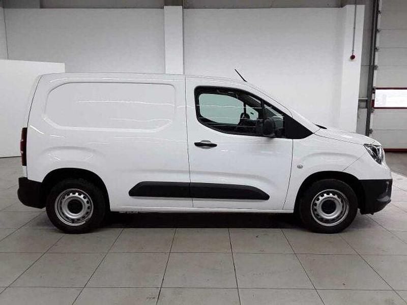 Gebraucht Opel Combo Selection 110 PS (80 kW) 2020 Andere Van / Kleinbus