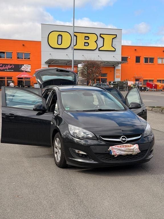 Gebraucht Opel Astra 140 PS (102 kW) 2015 Schwarz Kombi
