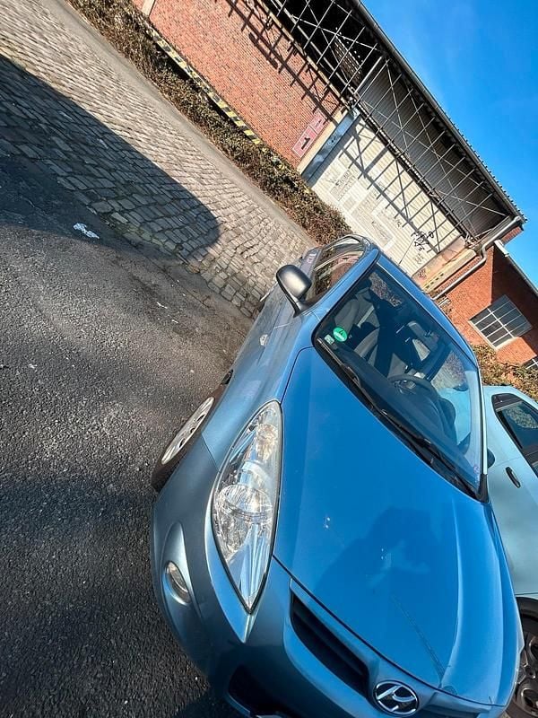 Gebraucht Hyundai i20 Classic 77 PS (56 kW) 2010 Blau Kleinwagen