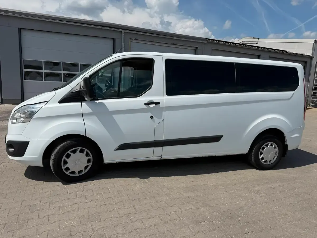 Gebraucht Ford Transit Custom 105 PS (77 kW) 2016 Weiß Kombi