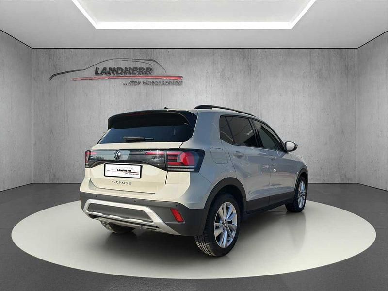 Gebraucht VW T-Cross 116 PS (85 kW) 2025 Grau SUV