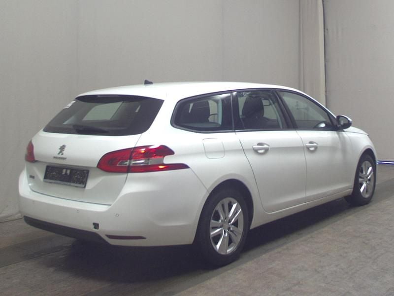 Gebraucht Peugeot 308 Active 131 PS (96 kW) 2020 Weiss Kombi