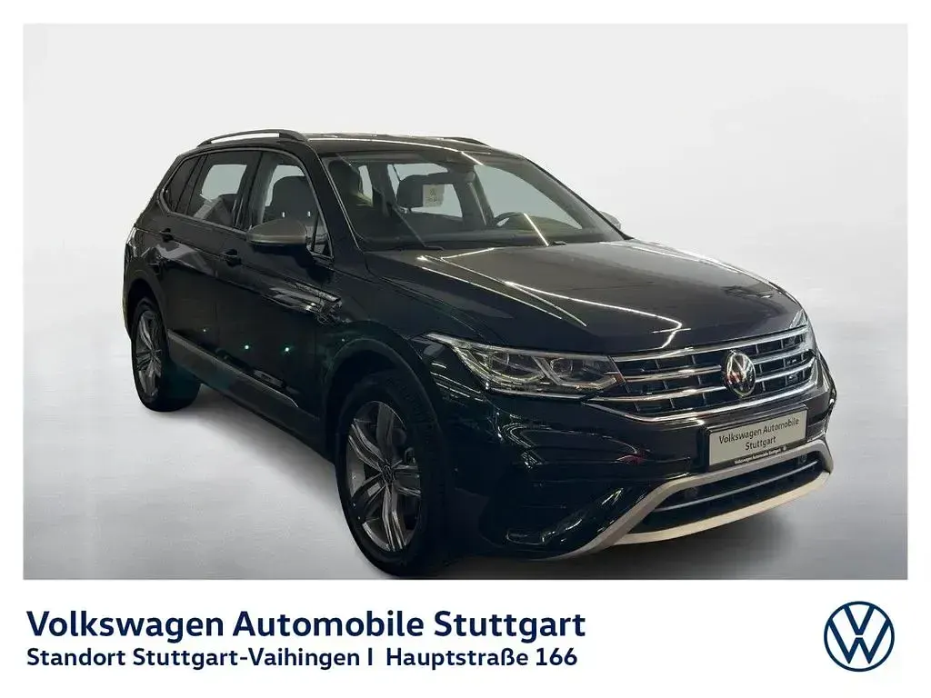 Gebraucht VW Tiguan Allspace Elegance 150 PS (110 kW) 2022 Schwarz SUV