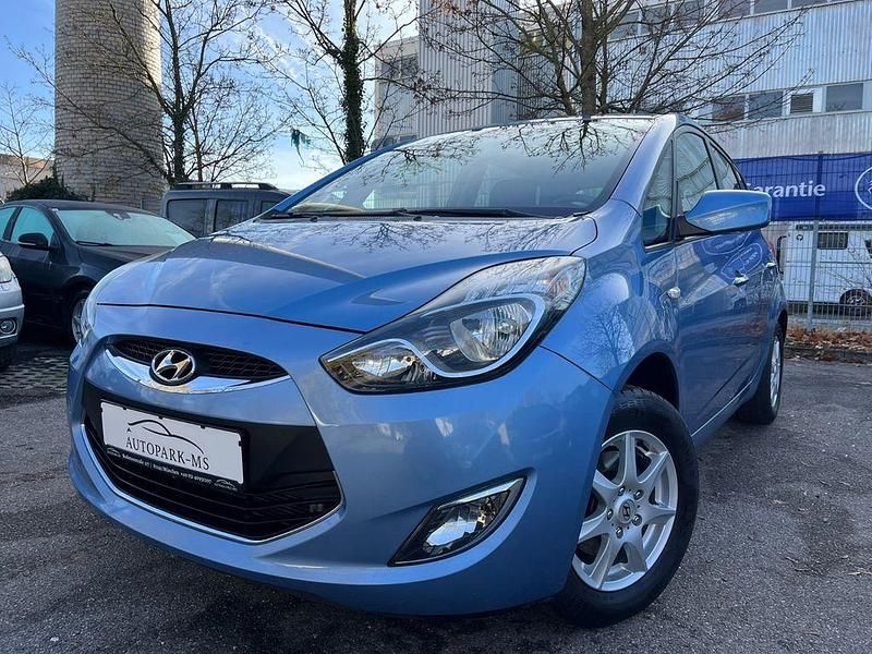 Blau Gebraucht 2011 Hyundai ix20 Edition Kleinwagen | 4.100 € (Guter Preis) - Bild 1/4