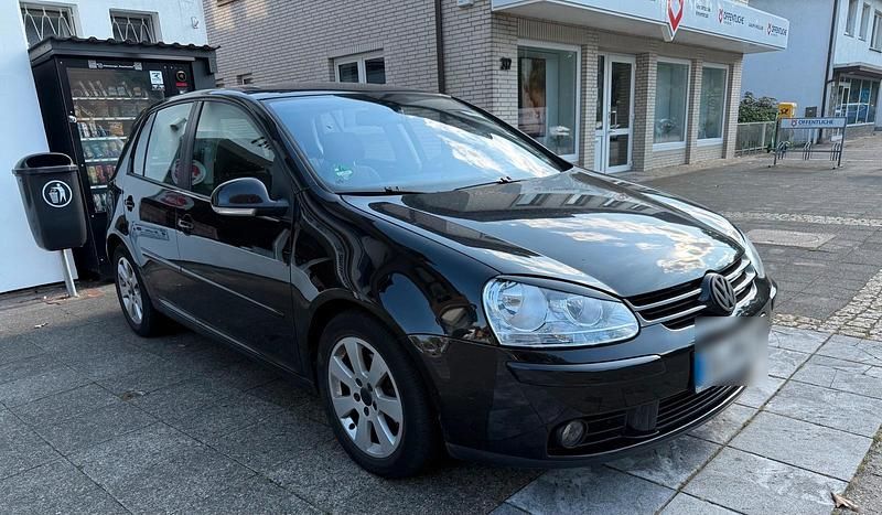Schwarz Gebraucht 2005 VW Golf V Limousine | 3.999 € (Fairer Preis) - Bild 1/4