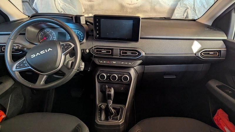 Gebraucht Dacia Sandero Expression 91 PS (66 kW) 2023 Grün Limousine