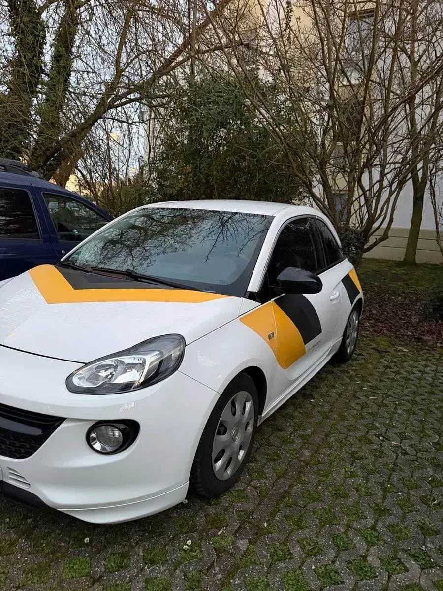 Second-hand Opel Adam Edition 116 CP (85 kW) 2015 Alb Hatchback
