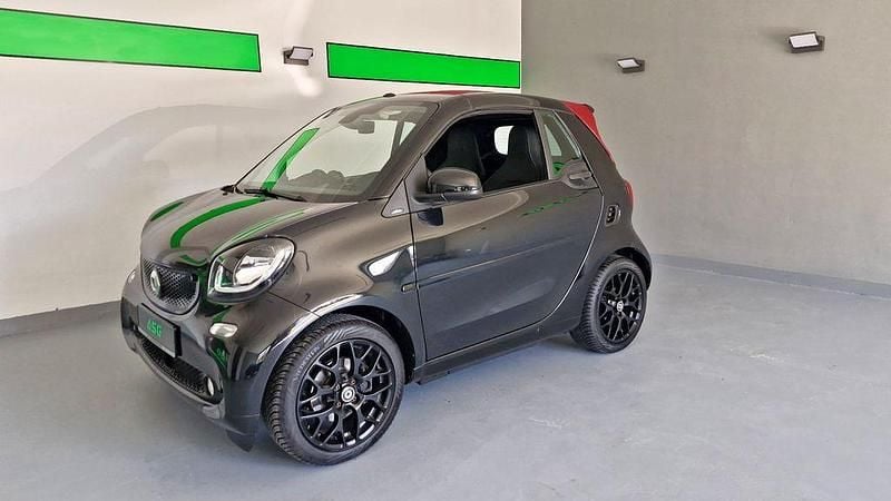 Schwarz Gebraucht 2018 Smart ForTwo Cabrio Prime Cabrio | 17.790 € (Fairer Preis) - Bild 1/4