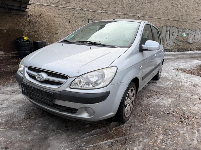 Gebraucht Hyundai Getz 97 PS (71 kW) 2008 Silber Kleinwagen