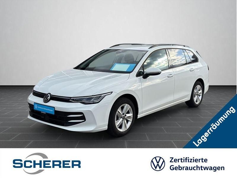 Weiß Gebraucht 2024 VW Golf VIII Life Kombi | 23.990 € (Guter Preis) - Bild 1/4
