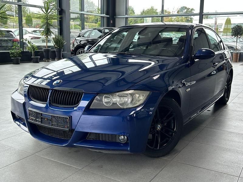 Lemansblau metallic (metallic) Gebraucht 2006 BMW 318 M Sport Limousine | 5.990 € (Etwas zu teuer) - Bild 1/4