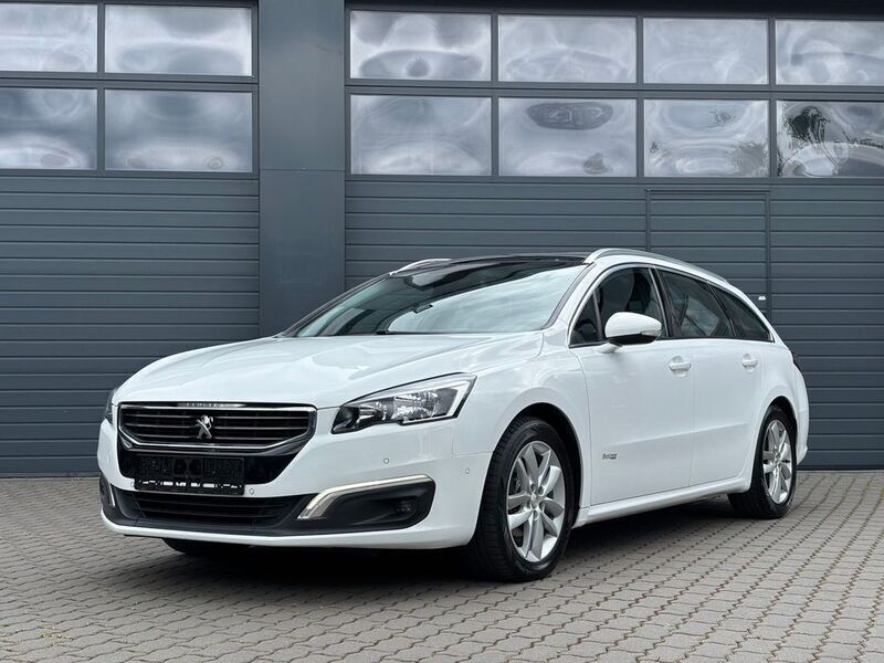 Weiß Gebraucht 2018 Peugeot 508 Limousine | 11.980 € (Guter Preis) - Bild 1/4