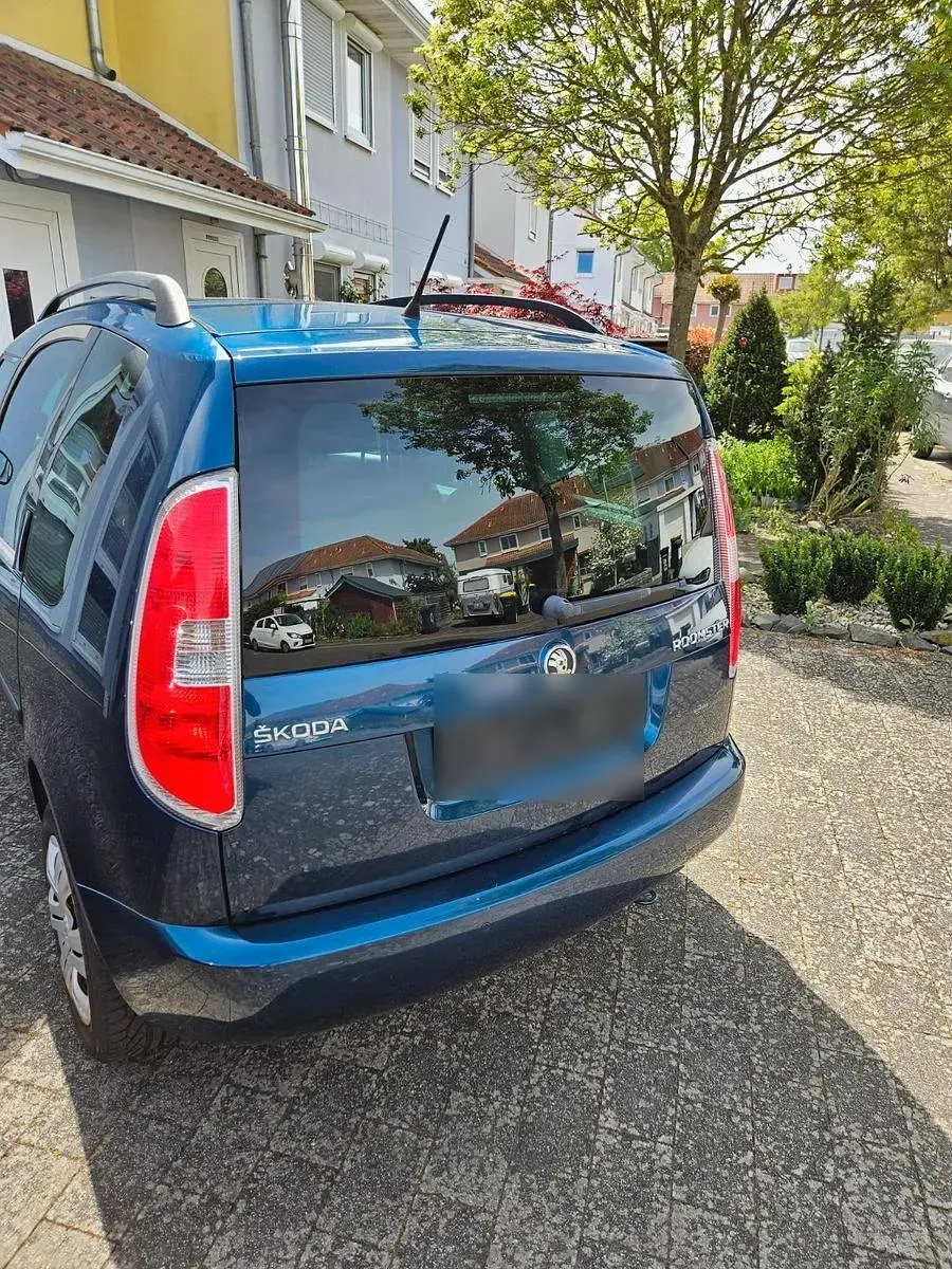 Gebraucht Skoda Roomster 86 PS (63 kW) 2014 Blau Van / Kleinbus