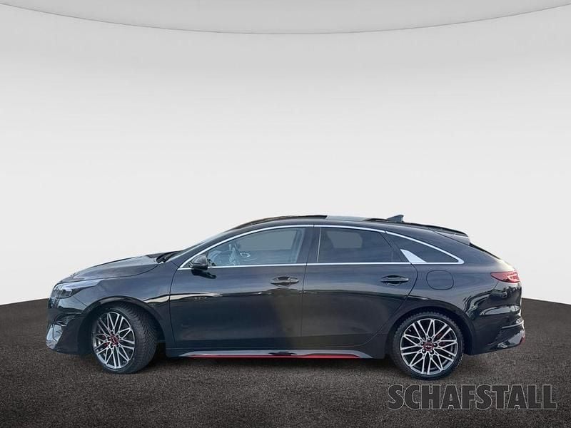 Gebraucht Kia ProCeed GT 204 PS (150 kW) 2023 Schwarz (black pearl) Kombi