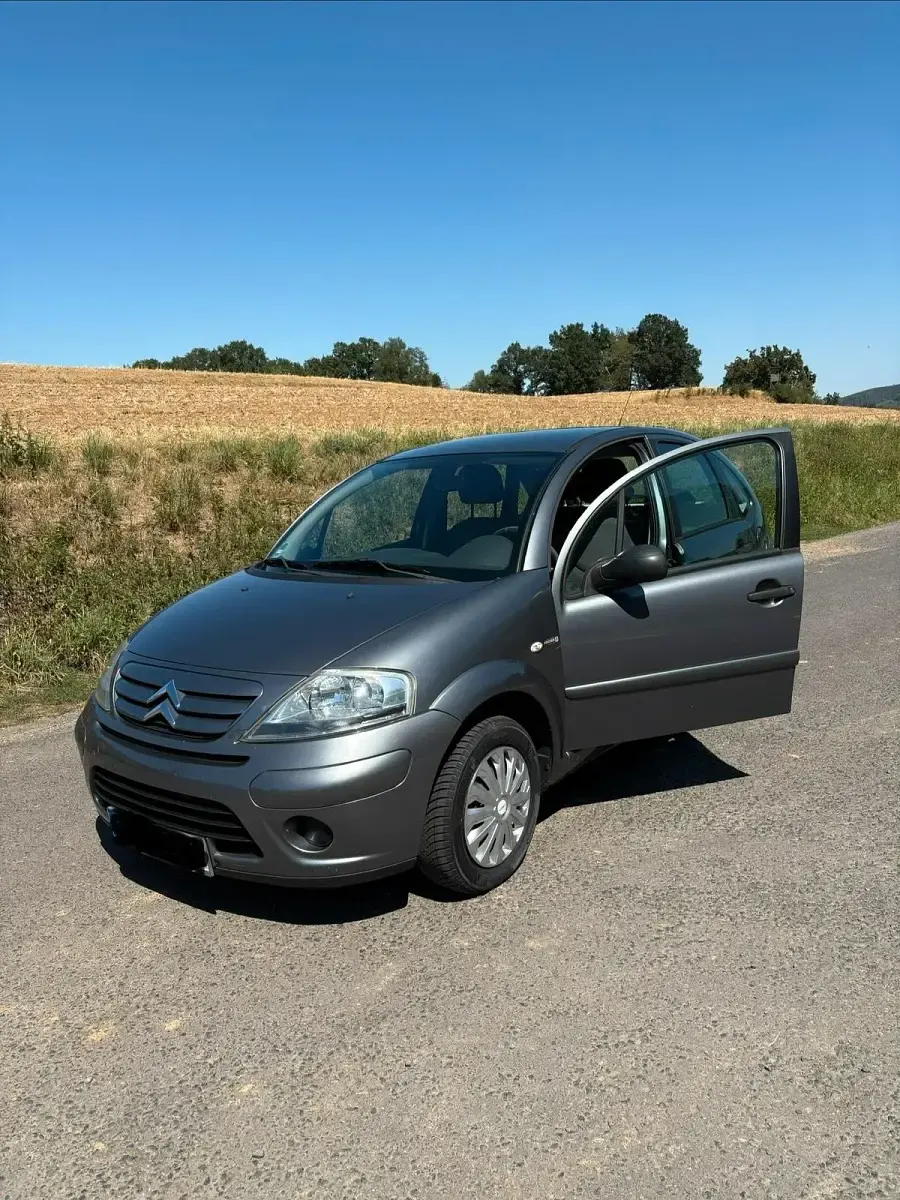 Gebraucht Citroën C3 73 PS (53 kW) 2009 Grau Kleinwagen
