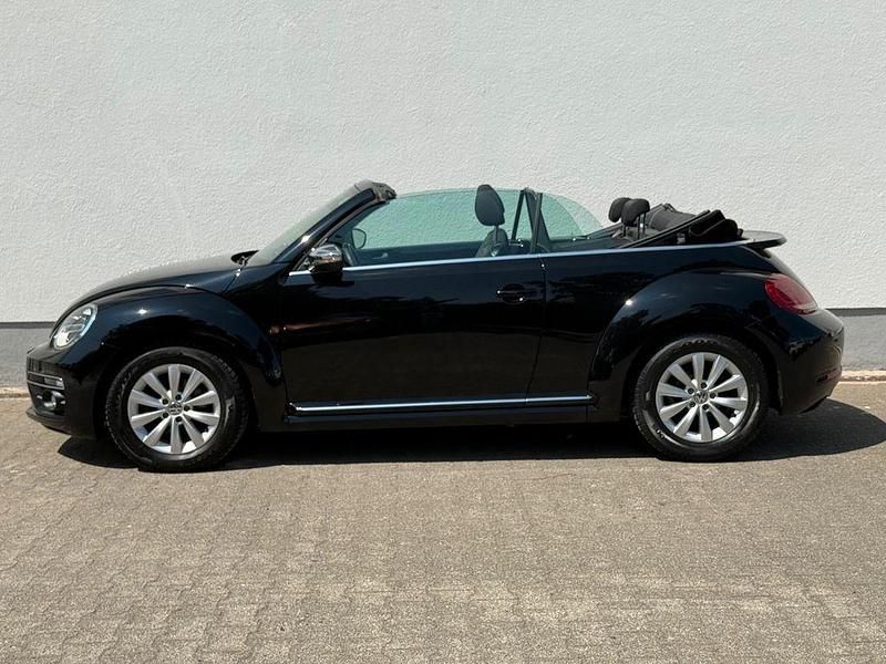 Gebraucht VW Beetle Cabriolet Design 150 PS (110 kW) 2017 Schwarz Cabrio