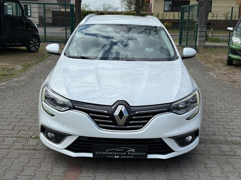 Gebraucht Renault Mégane IV Bose Edition 163 PS (119 kW) 2018 Weiß Limousine