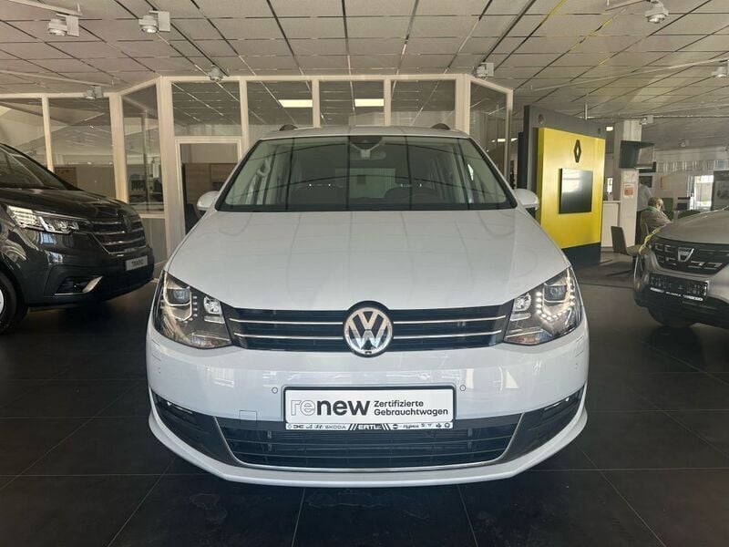 Gebraucht VW Sharan Comfortline 150 PS (110 kW) 2019 Silber Van / Kleinbus
