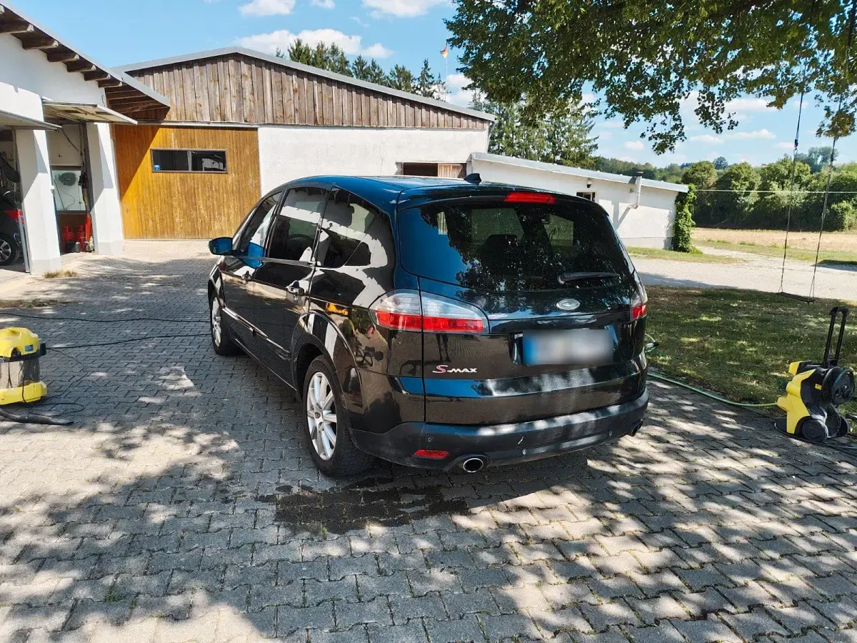 Gebraucht Ford S-MAX S 175 PS (128 kW) 2010 Schwarz Van / Kleinbus