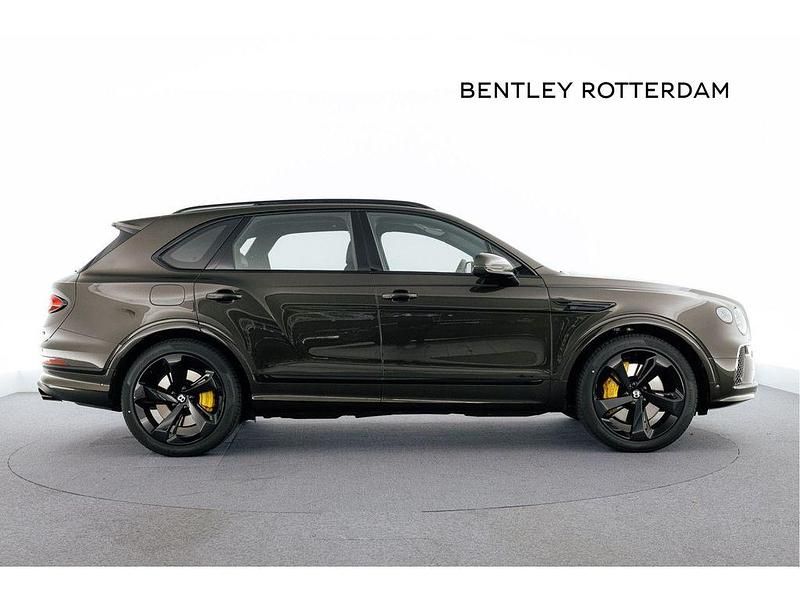 Second-hand Bentley Bentayga 2026 Negru SUV