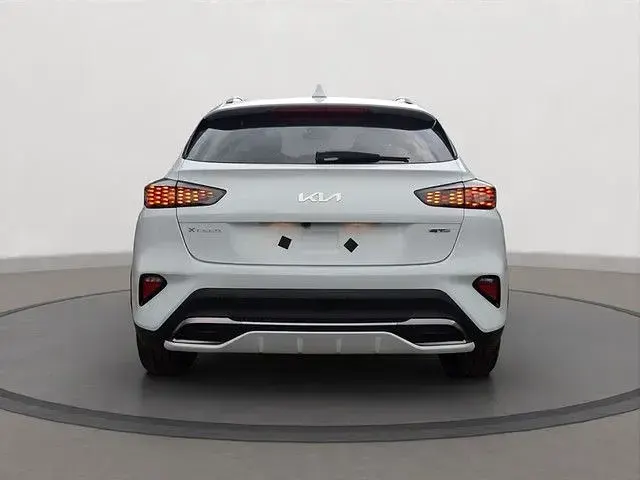 Neu Kia XCeed GT-Line 179 PS (131 kW) 2026 Weiß SUV