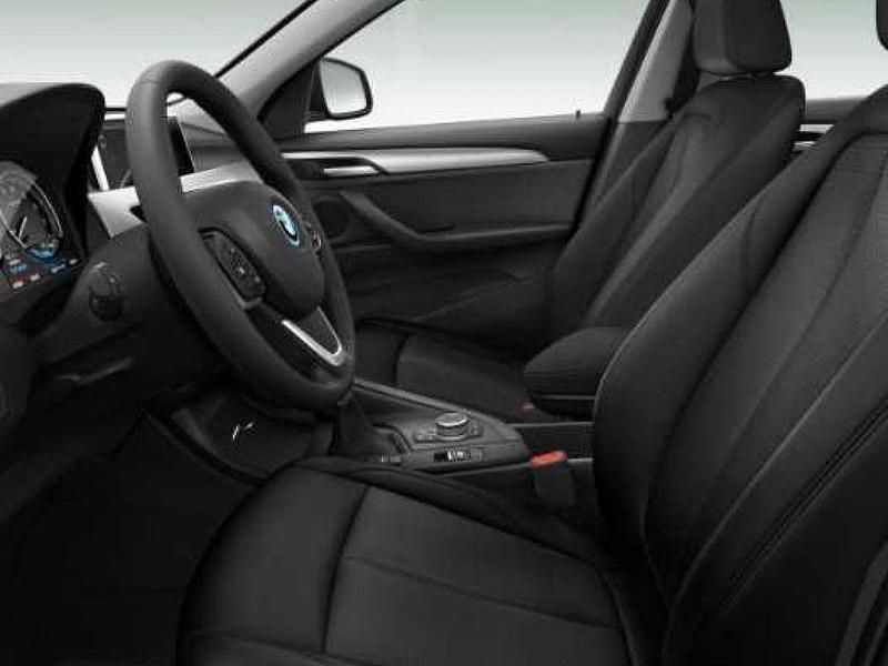 Gebraucht BMW X1 Advantage 220 PS (161 kW) 2022 Bmw x1 xdrive25e advantage (schwarz) SUV