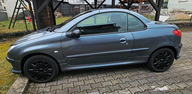 Gebraucht Peugeot 206 108 PS (79 kW) 2006 Grau Limousine