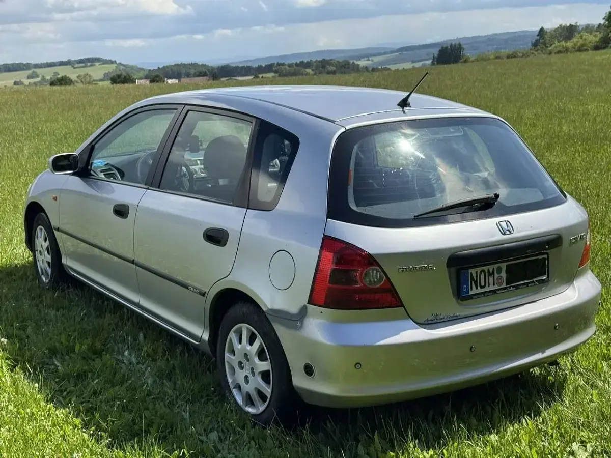 Gebraucht Honda Civic LS 90 PS (66 kW) 2002 Silber Limousine