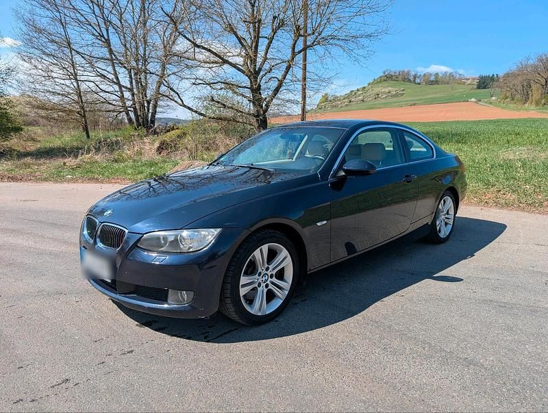 Blau Gebraucht 2009 BMW 325 Coupé | 5.990 € (Guter Preis) - Bild 1/4