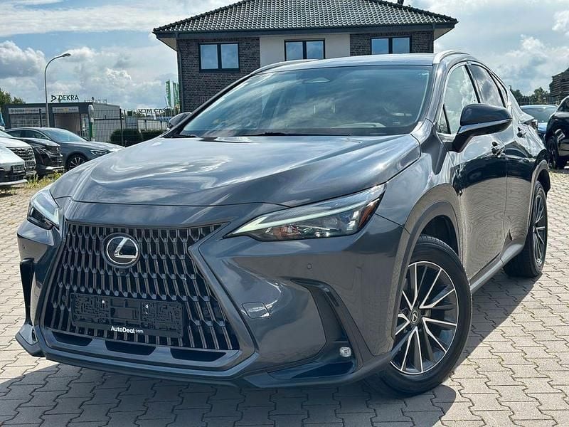 Grau Gebraucht 2022 Lexus NX350h SUV | 41.531 € - Bild 1/4