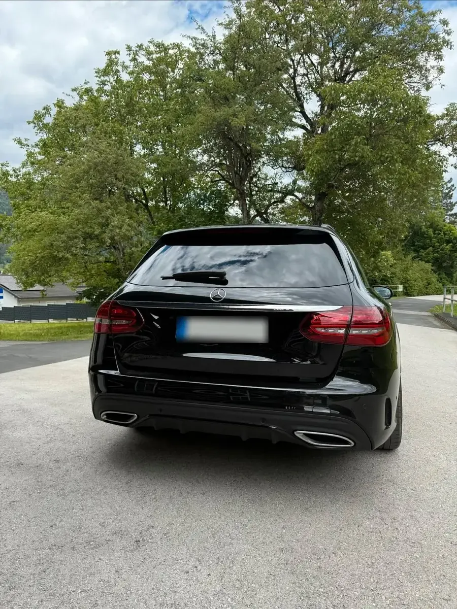 Gebraucht Mercedes C300 AMG 245 PS (180 kW) 2020 Schwarz Kombi