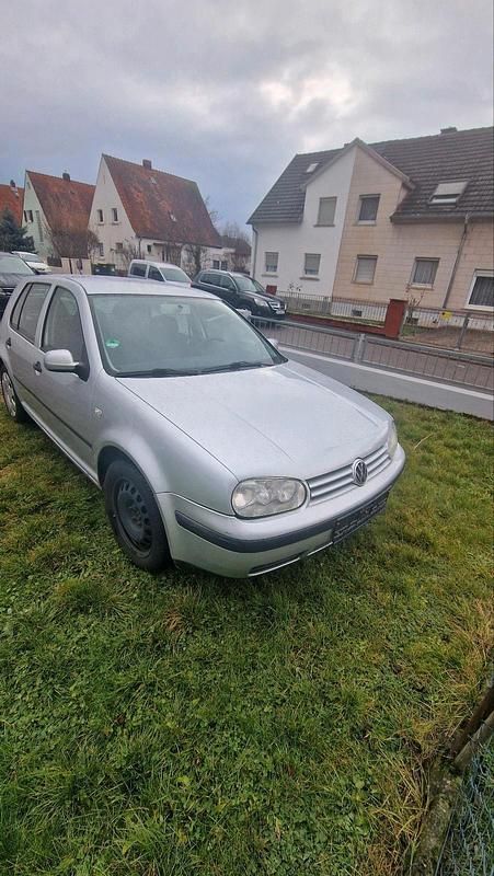 Gebraucht VW Golf IV 75 PS (55 kW) 2001 Silber Kleinwagen