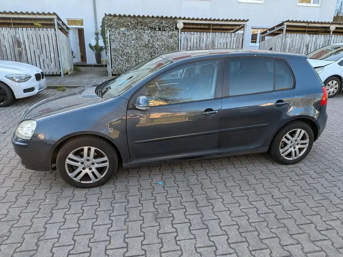 Gebraucht VW Golf IV 75 PS (55 kW) 2006 Andere farben Limousine