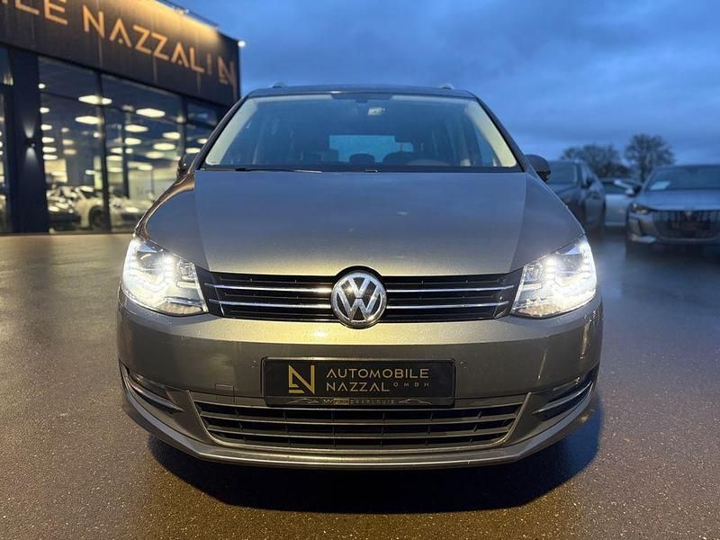 Gebraucht VW Sharan Highline 220 PS (161 kW) 2017 Grau Van / Kleinbus