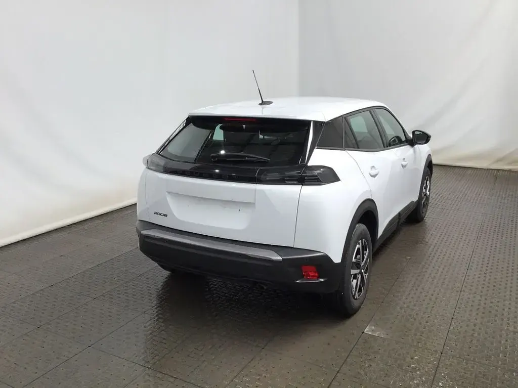 Gebraucht Peugeot 2008 Active 101 PS (74 kW) 2024 SUV