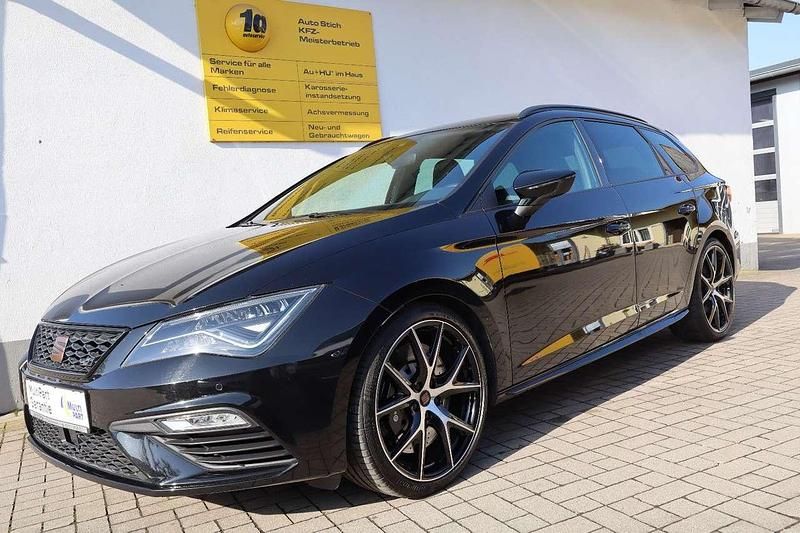 Gebraucht Seat Leon 4Drive 300 PS (220 kW) 2019 Mitternachtsschwarz Kombi