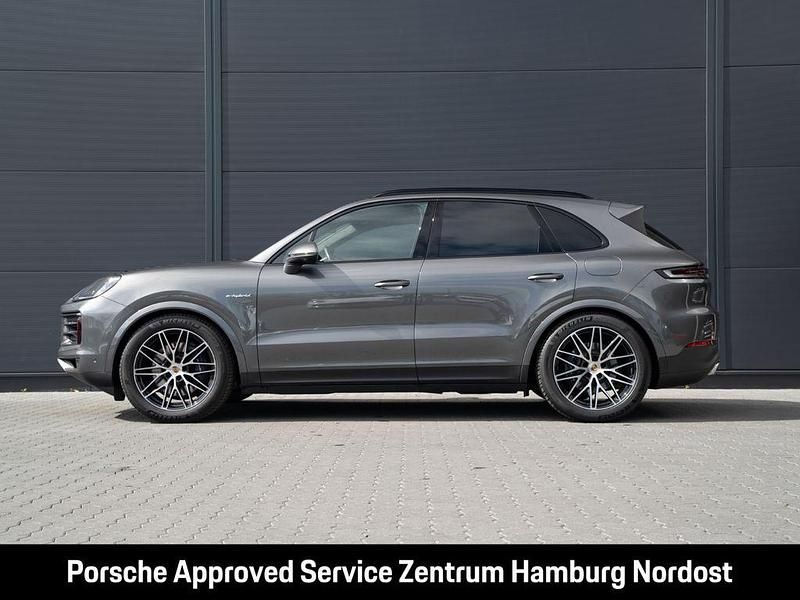 Gebraucht Porsche Cayenne 470 PS (345 kW) 2024 Grau SUV
