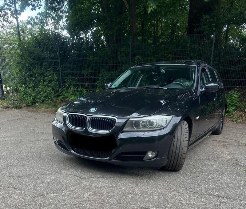 Schwarz Gebraucht 2010 BMW 318 Kombi | 6.490 € (Guter Preis) - Bild 1/4