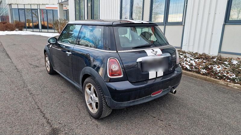 Second-hand Mini ONE 95 CP (69 kW) 2008 Negru Hatchback