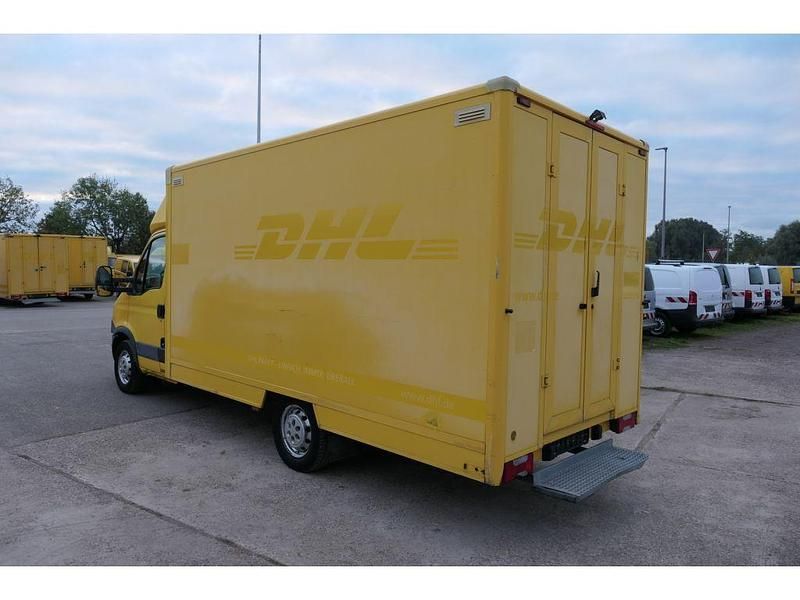 Gebraucht Iveco Daily 106 PS (77 kW) 2012 Gelb Van