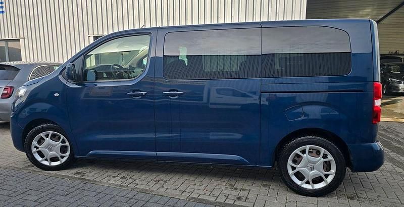 Gebraucht Citroën Spacetourer Feel 120 PS (88 kW) 2019 Blau Van / Kleinbus