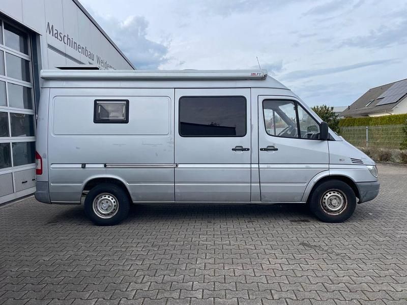 Używany Mercedes Sprinter 109 KM (80 kW) 2005 Srebrny Van