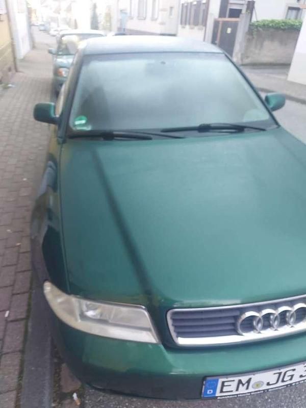 Gebraucht Audi A4 101 PS (74 kW) 1998 Limousine