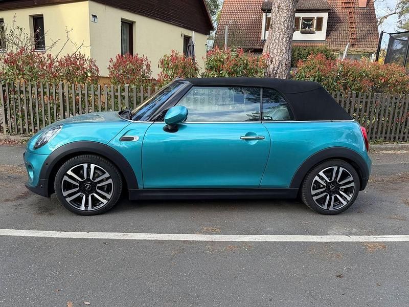 Gebraucht Mini Cooper 136 PS (100 kW) 2020 Blau Kleinwagen