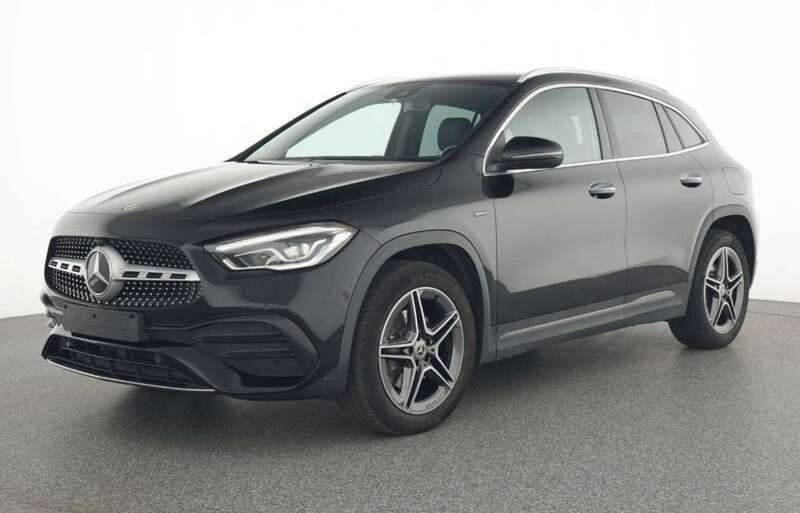 Kosmosschwarz metalliclack Gebraucht 2021 Mercedes GLA250 AMG SUV | 29.399 € (Guter Preis) - Bild 1/4