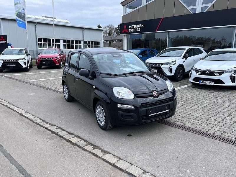 Neu Fiat Panda 65 PS (47 kW) 2026 Schwarz Kleinwagen