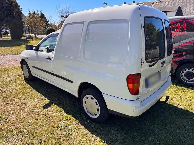 Second-hand VW Caddy 90 CP (66 kW) 1999 Alb Monovolum