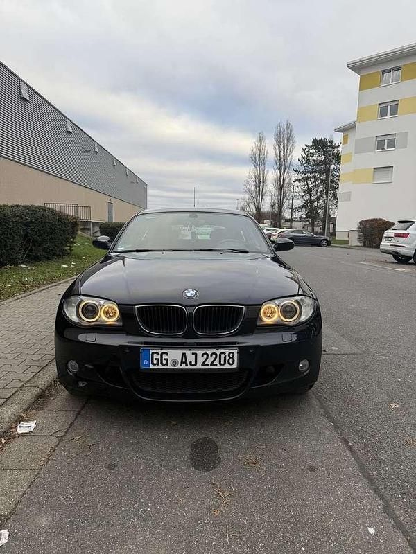 Blau Gebraucht 2007 BMW 118 Coupé Coupé | 5.000 € (Fairer Preis) - Bild 1/4