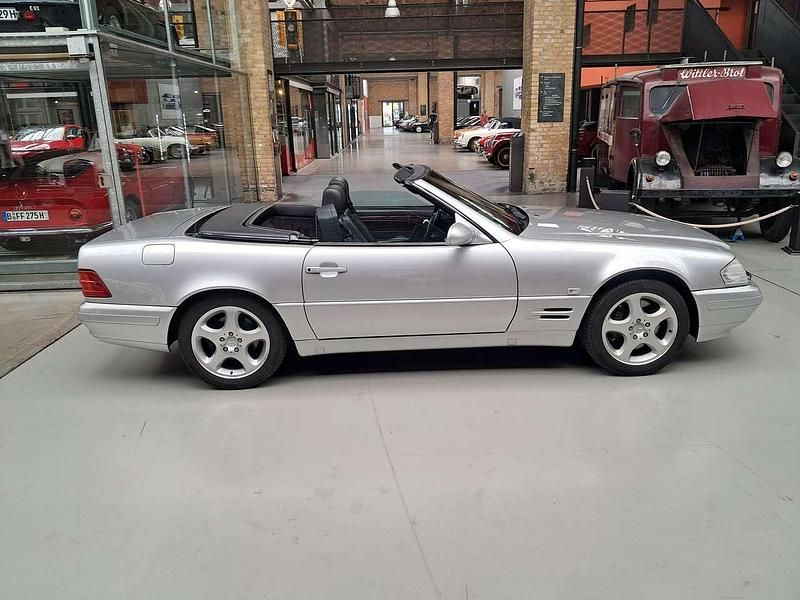 Gebraucht Mercedes 320 224 PS (164 kW) 1998 Silbermet. Cabrio