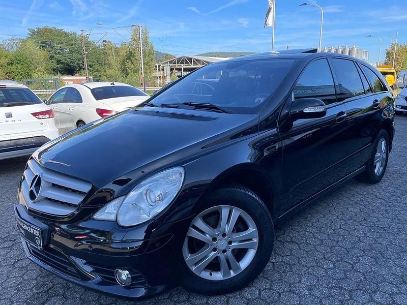 Schwarz Gebraucht 2008 Mercedes R350 Van / Kleinbus | 9.990 € (Teuer) - Bild 1/4
